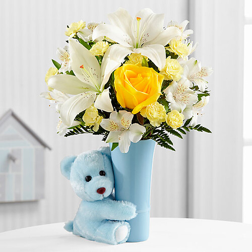 The Baby Boy Big Hug&amp;reg; Bouquet